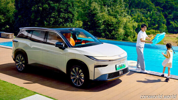 Toyota Retrasa la Planta Japonesa De Baterías Después De Reducir Drásticamente Los Objetivos De Ventas De Vehículos Eléctricos | Carscoops